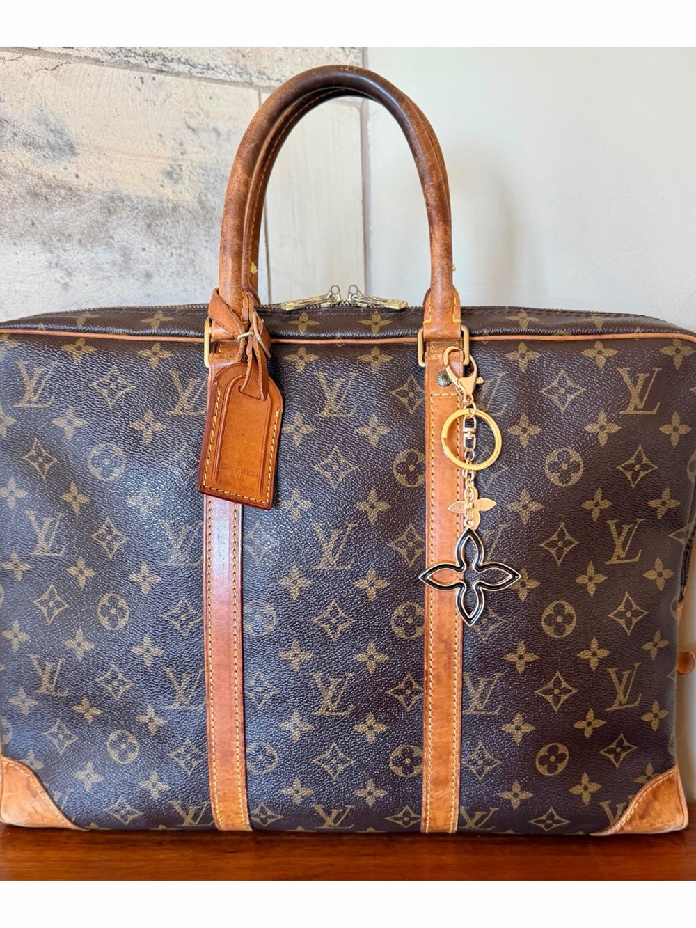 đź’›CLASSICđź’›LOUIS VUITTON PORTE DOCUMENTS